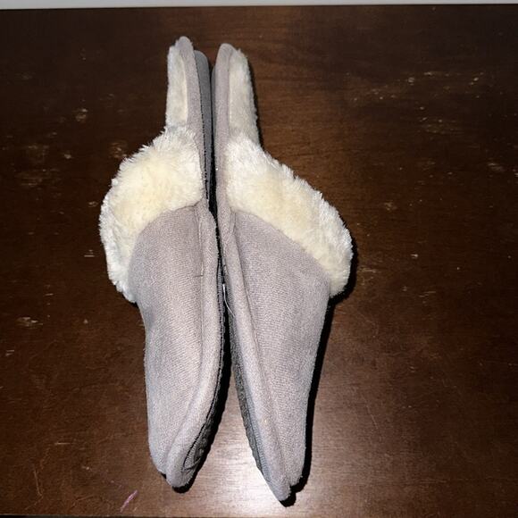 National Breast Cancer Foundation | Scuff Slipper Size L (9/10) - Picture 3 of 7